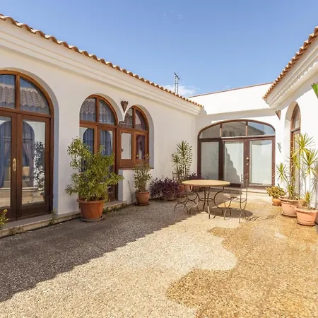 Holiday home Casa Laura